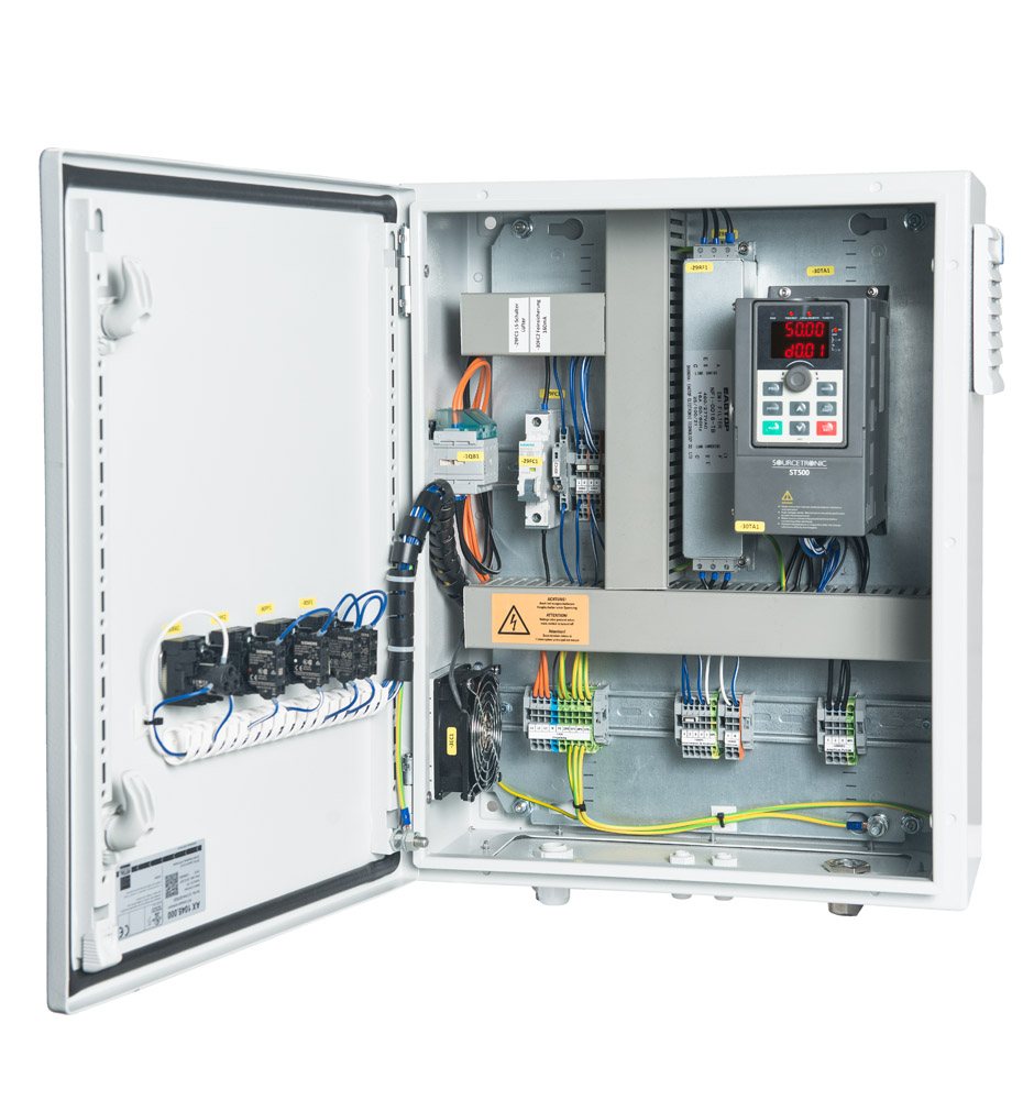 Pumpensteuerung mit Frequenzumrichter ITTP30W 3Ph 400V IP55